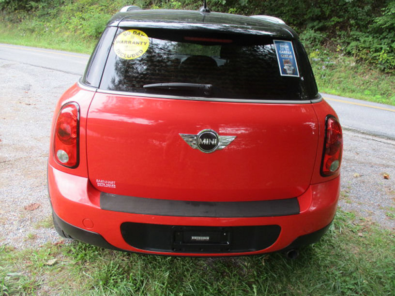 Used 2012 MINI Cooper Countryman FWD image 8