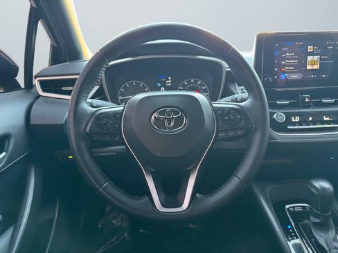Used 2023 Toyota Corolla SE image 11