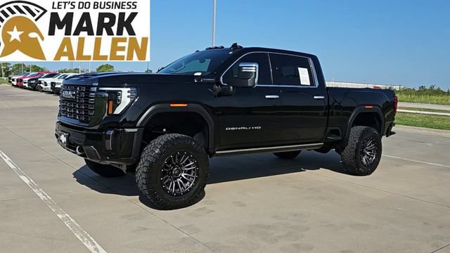 Used 2024 GMC Sierra 2500 Denali Ultimate w/ Max Trailering Package AWD/4WD image 4