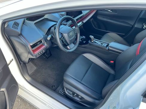 Certified 2026 Toyota Prius Plug-In Hybrid FWD image 12
