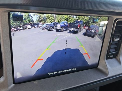 Used 2024 Ford Bronco Outer Banks image 23