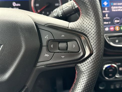 Used 2023 Chevrolet TrailBlazer RS w/ Sun and Liftgate Package image 18