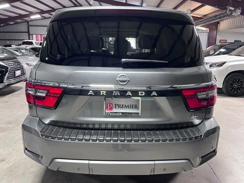 Used 2022 Nissan Armada SL RWD image 3