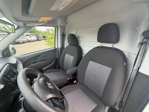 Used 2022 RAM ProMaster City Tradesman FWD image 9