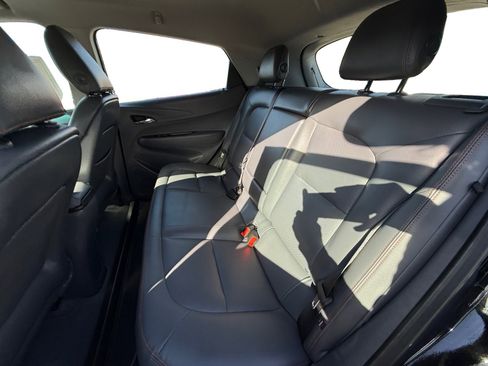 Used 2021 Chevrolet Bolt Premier image 16