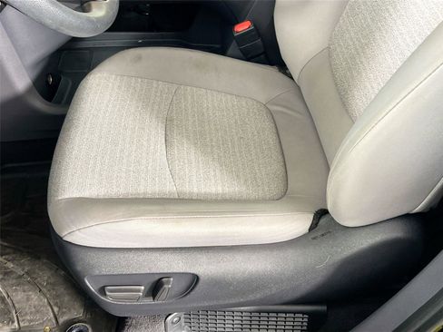 Used 2022 Toyota Sienna LE image 19