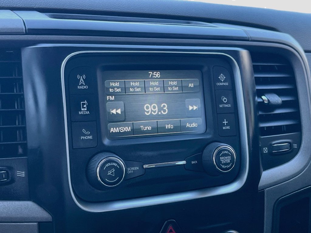Used 2017 RAM 1500 Express RWD image 14