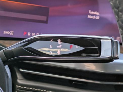 Certified 2026 Cadillac Escalade ESV Platinum Sport w/ LPO, ONYX Package image 31