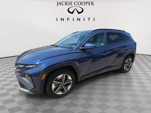 Used 2025 Hyundai Tucson SEL FWD image 1