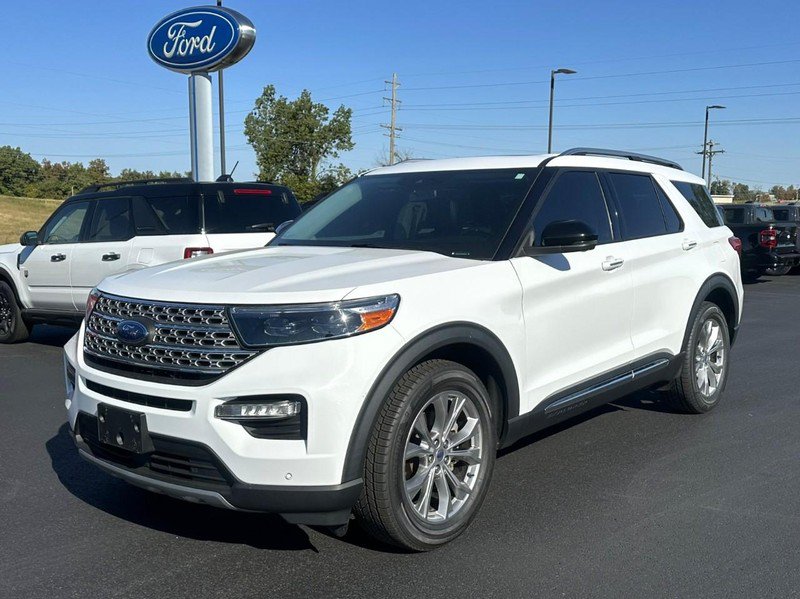 Used 2021 Ford Explorer Limited w/ Equipment Group 301A AWD/4WD image 4