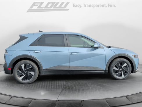 New 2026 Hyundai Ioniq 5 SEL image 8