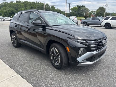 Used 2025 Hyundai Tucson SEL AWD/4WD image 9