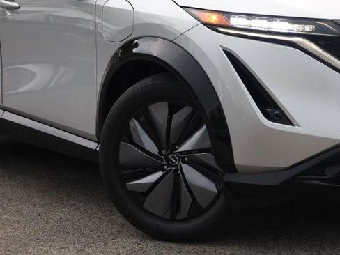 Certified 2023 Nissan Ariya FWD image 3