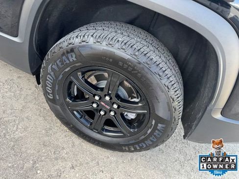 Used 2022 GMC Acadia AT4 w/ Technology Package AWD/4WD image 34