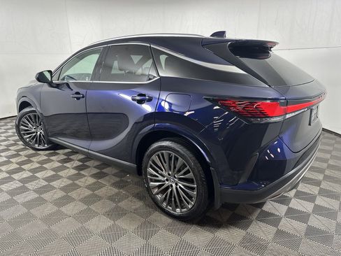 Used 2024 Lexus RX 350 w/ Convenience Package image 4