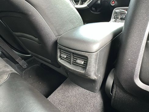 Used 2019 Dodge Challenger R/T Scat Pack RWD image 26
