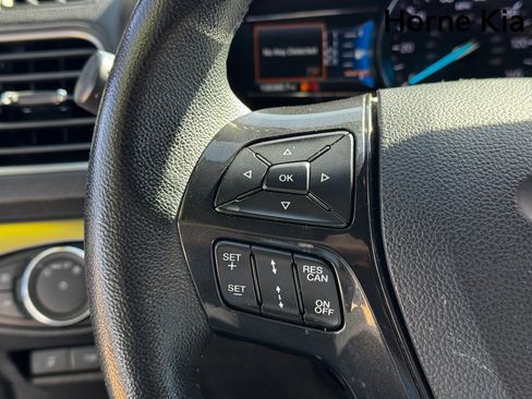 Used 2018 Ford Explorer XLT w/ Equipment Group 201A image 18