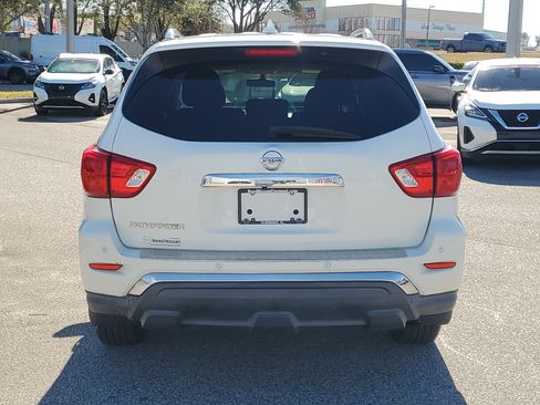 Certified 2020 Nissan Pathfinder S image 7