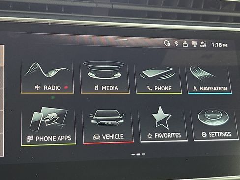 Used 2021 Audi Q8 Premium Plus image 42