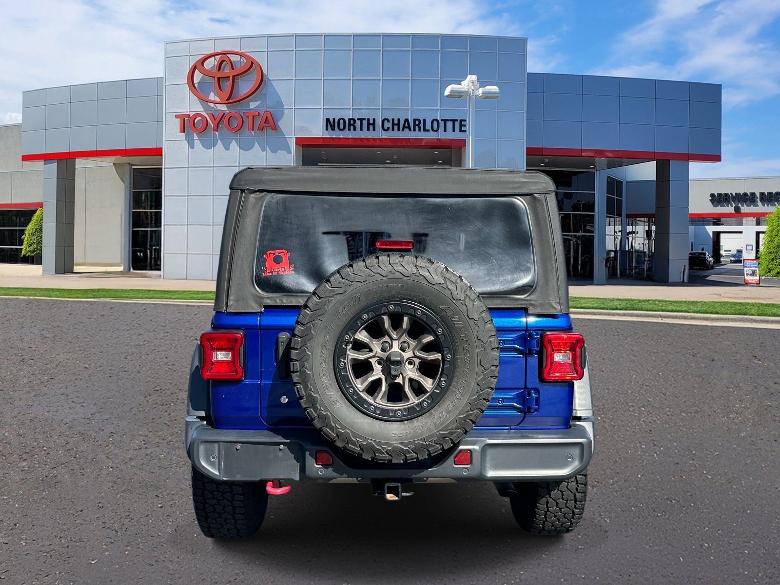 Used 2020 Jeep Wrangler Unlimited Rubicon w/ LED Lighting Group AWD/4WD image 5