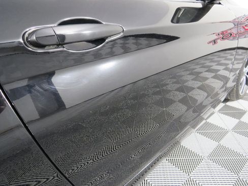 Used 2017 BMW 230i Convertible image 24