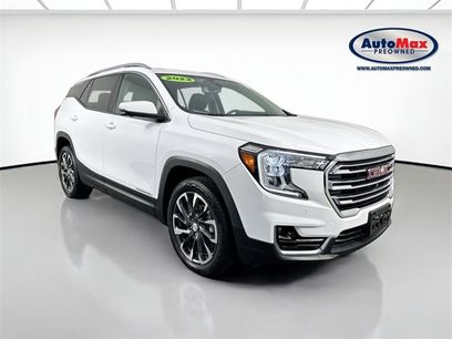 Used 2022 GMC Terrain SLT w/ Infotainment Package II
