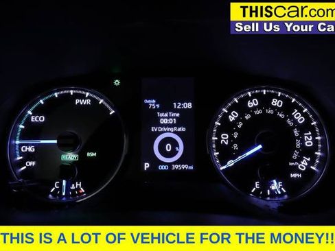 Used 2022 Toyota RAV4 XLE Premium AWD/4WD image 14