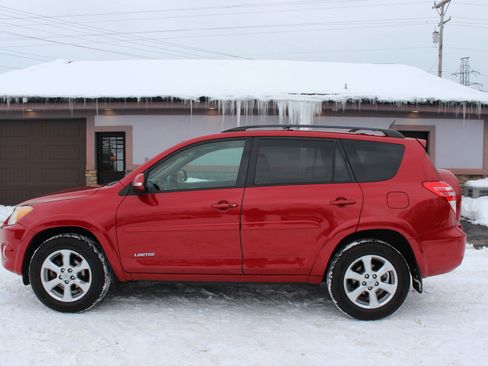 Used 2010 Toyota RAV4 Limited image 11