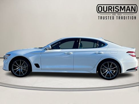 Used 2024 Genesis G70 2.5T image 3