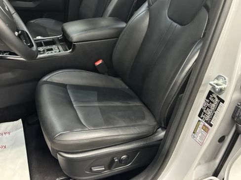 Used 2025 Kia Sorento SX FWD image 15
