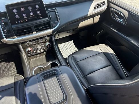 Used 2021 GMC Yukon SLT w/ SLT Premium Package AWD/4WD image 21