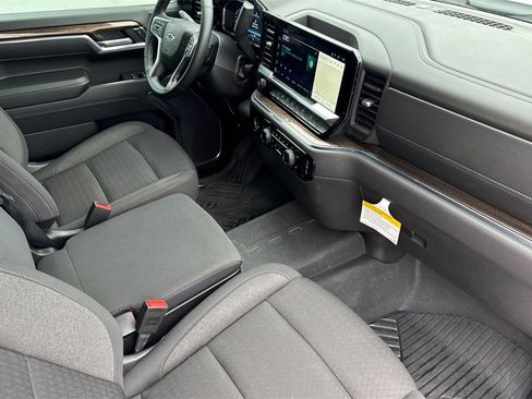 Used 2024 Chevrolet Silverado 1500 RST image 15