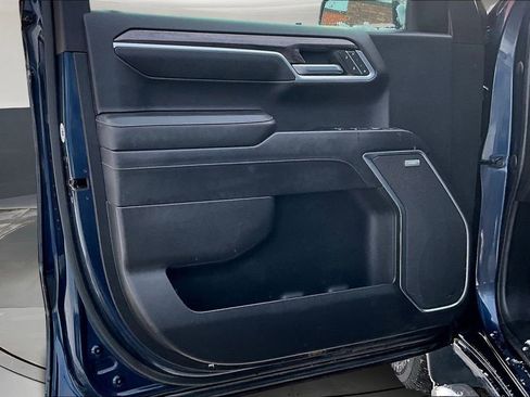 Used 2022 Chevrolet Silverado 1500 LTZ w/ LTZ Convenience Package II image 22