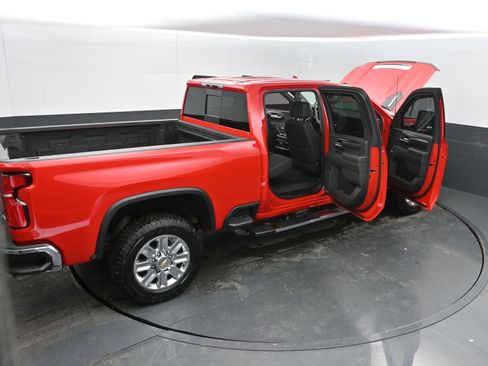 Used 2024 Chevrolet Silverado 2500 LTZ w/ LTZ Plus Package image 44