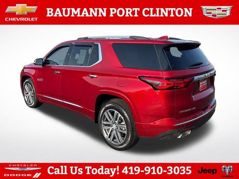 Used 2023 Chevrolet Traverse High Country AWD/4WD image 4