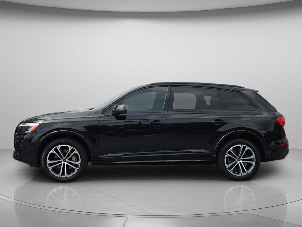 Certified 2025 Audi Q7 2.0T Premium Plus w/ Premium Plus Package AWD/4WD image 3