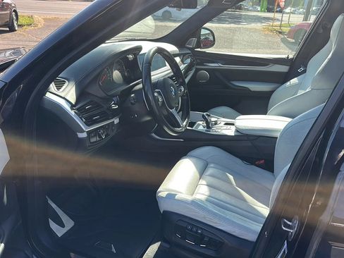 Used 2016 BMW X5 M Sport Utility 4D image 8