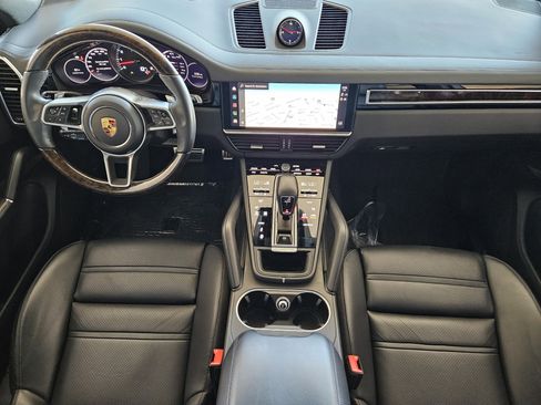 Certified 2022 Porsche Cayenne S image 24
