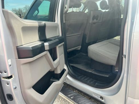 Used 2015 Ford F150 XLT AWD/4WD image 12