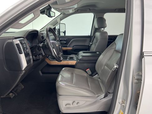 Used 2019 Chevrolet Silverado 2500 LTZ w/ Duramax Plus Package image 15