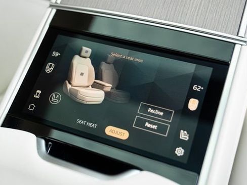 Used 2023 Land Rover Range Rover Long Wheelbase First Edition image 52