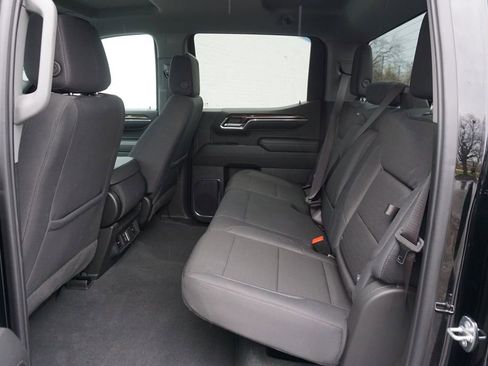 Used 2024 GMC Sierra 1500 Elevation image 11