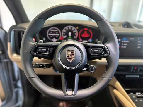 Certified 2026 Porsche Cayenne E-Hybrid image 27