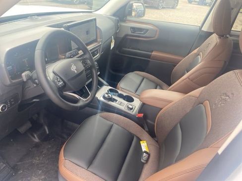 New 2025 Ford Bronco Sport Outer Banks w/ Sasquatch Outer Banks Package image 16