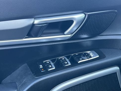 Used 2020 Kia Telluride S image 13