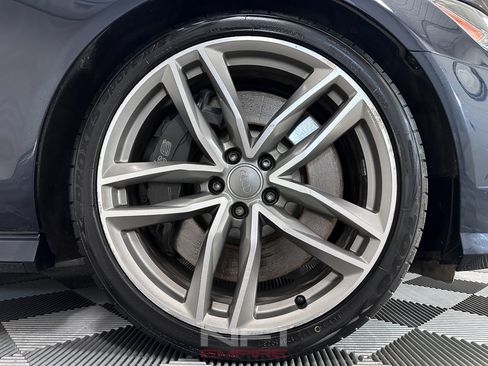 Used 2016 Audi S6 Premium Plus w/ S6 Sport Package AWD/4WD image 15