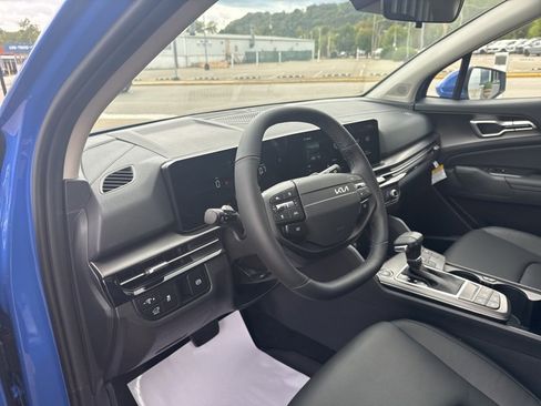 New 2026 Kia Sportage EX w/ EX Panorama Roof Package image 26