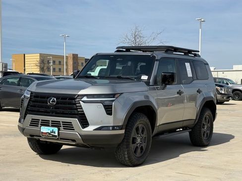 Used 2024 Lexus GX 550 image 6