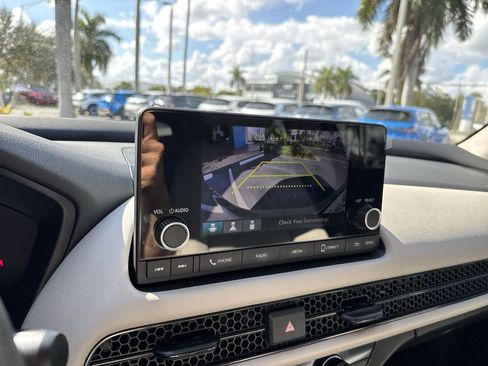 Used 2024 Honda HR-V LX image 45