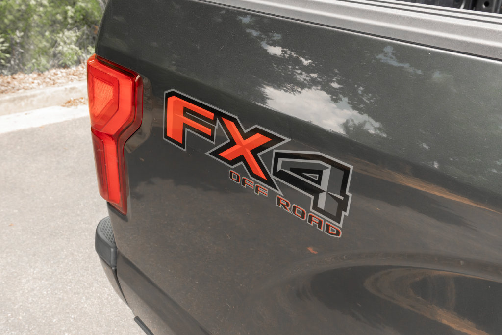 Used 2019 Ford F150 Lariat AWD/4WD image 13
